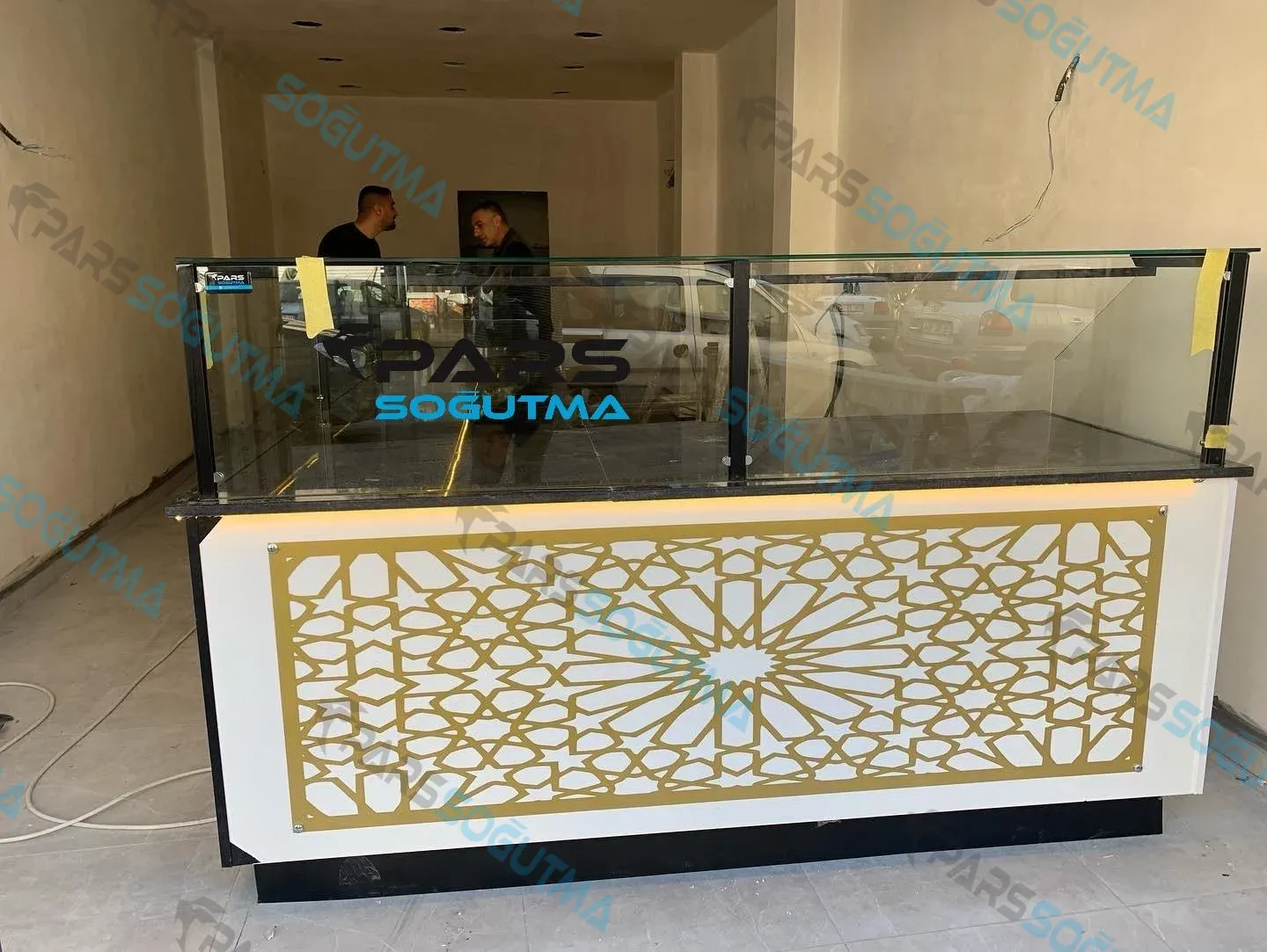 Isıtmalı Börek Tezgahı ürün görseli 5 - Pars Soğutma